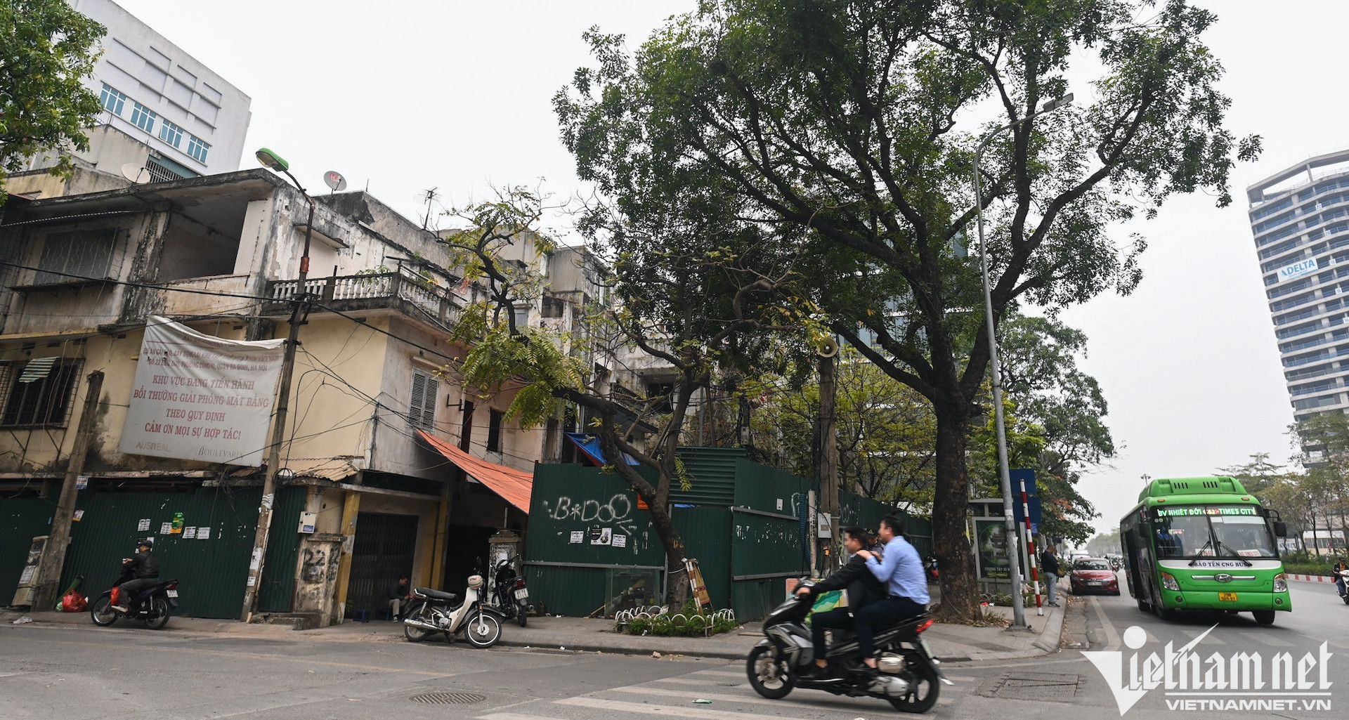 Phường Ngọc Hà sắp thu hồi 5ha đất; quy định mới về hợp thửa đất ở, đất vườn, ao
