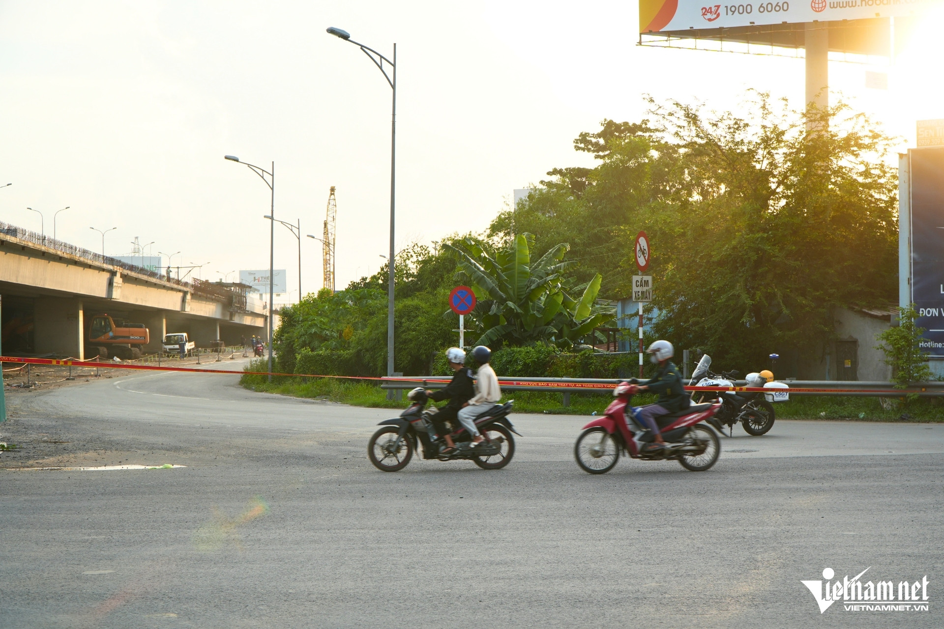 W-cao toc un tac12.jpg