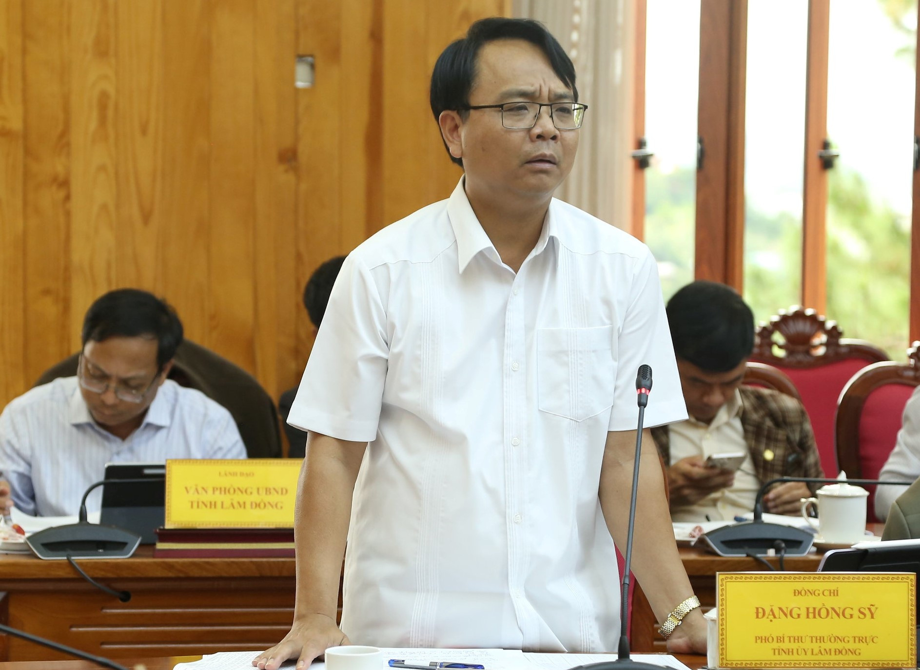 Bộ trưởng ảnh 2.jpg
