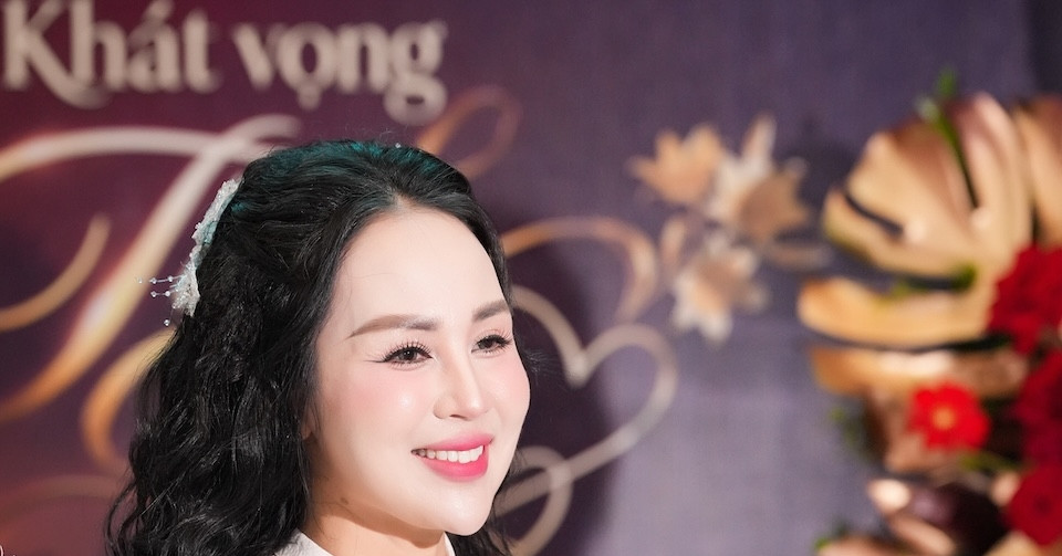 Ca sĩ, Tiến sĩ Khánh Ly: Gọi tôi là đại gia cũng đúng