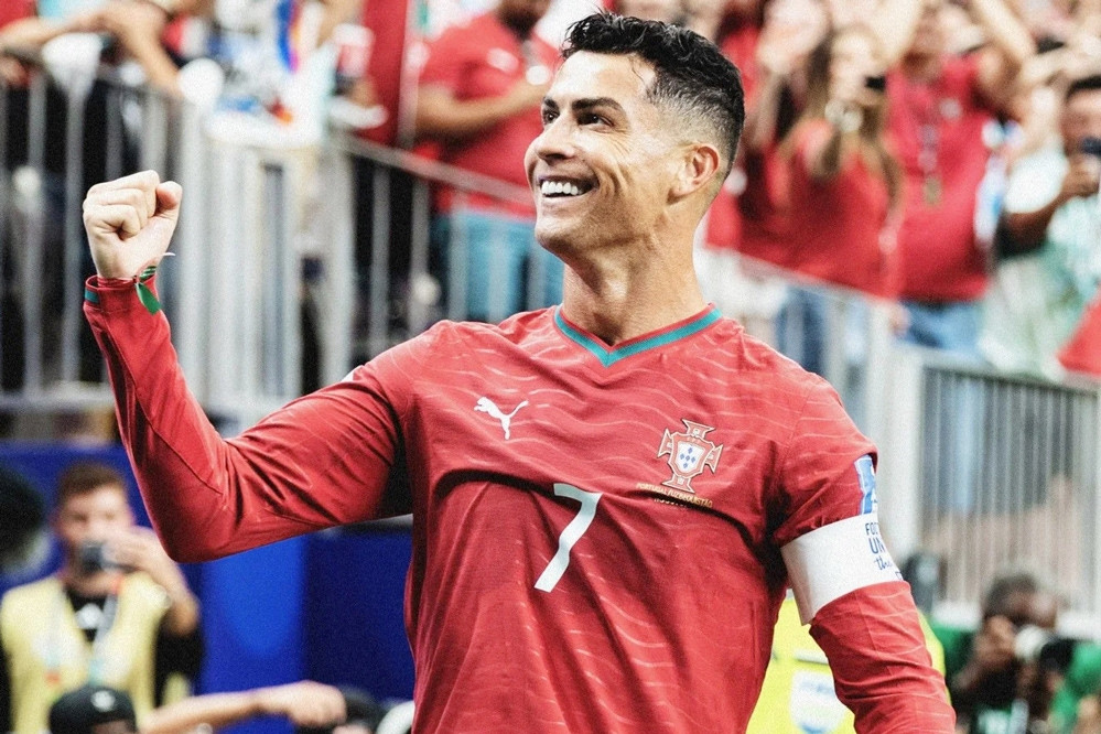 Ronaldo tạo cơn sốt lớn trước trận Bồ Đào Nha vs Croatia