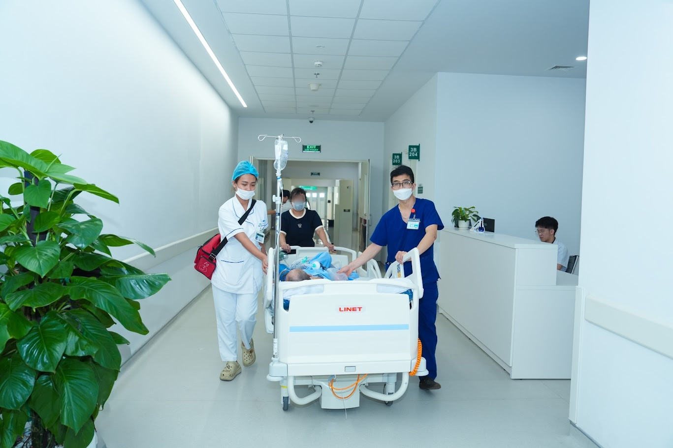 Nguy kịch sau ăn hải sản, nữ sinh được cứu sống nhờ 1 mũi tiêm sớm