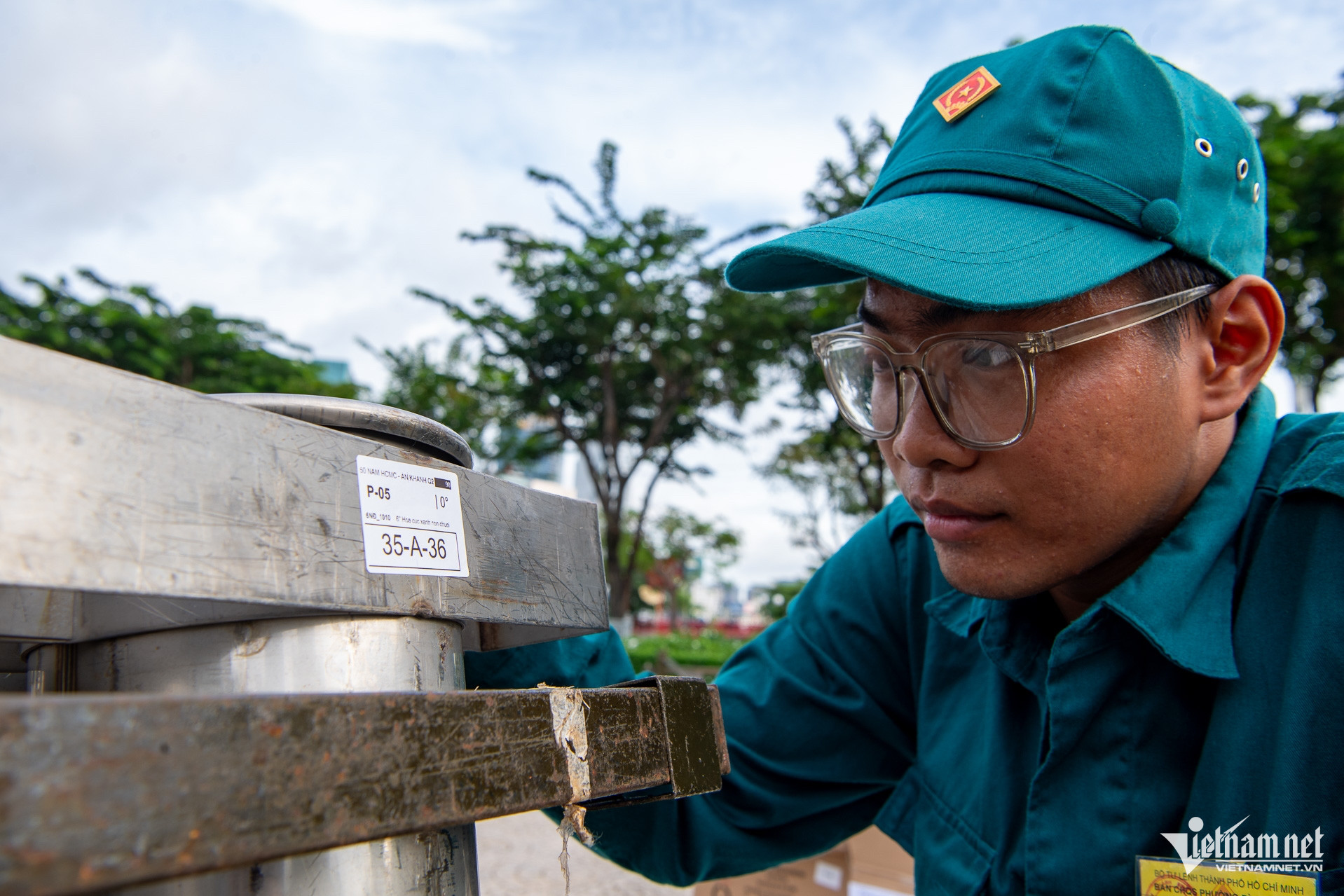 W-Trận địa pháo hoa kỉ niệm 50 năm    Tuấn Hùng 52.jpg