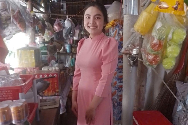 Con gái 19 tuổi đi theo người thân rồi mất liên lạc, mẹ ở Cà Mau tất tả kiếm tìm