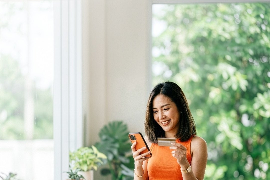 FWD triển khai giải pháp ‘trả góp phí bảo hiểm’