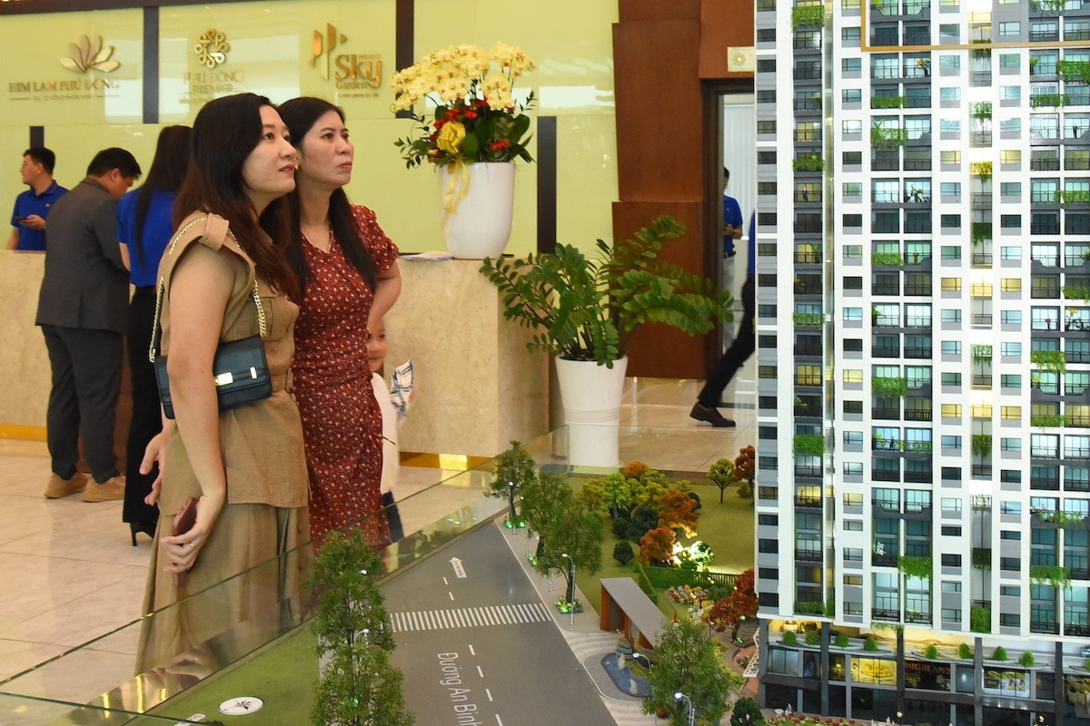 Môi giới bán nhà sau sáp nhập: 'Từ giờ anh mua là nhà TPHCM rồi!'