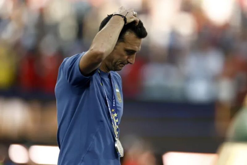scaloni efe.jpg