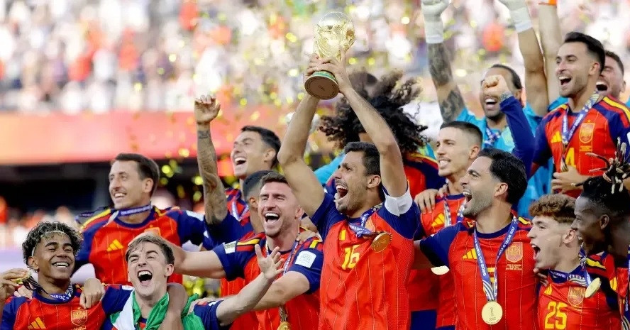 Tây Ban Nha lập kỷ lục World Cup, nhận khoản thưởng khổng lồ