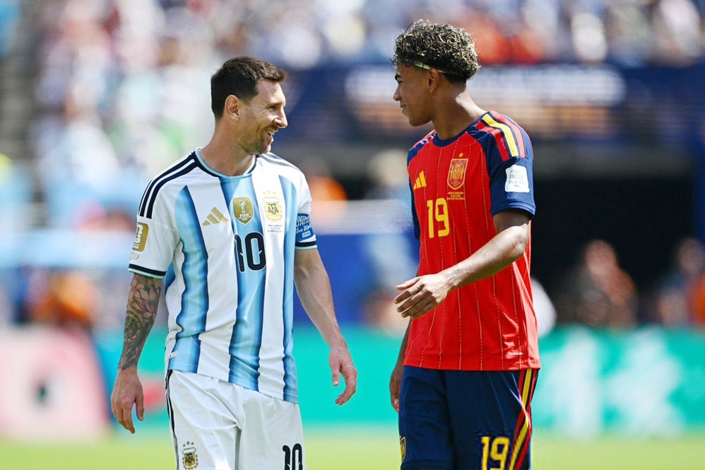 Trực tiếp Tây Ban Nha 0-0 Argentina: Tấn công tìm bàn thắng (H2)