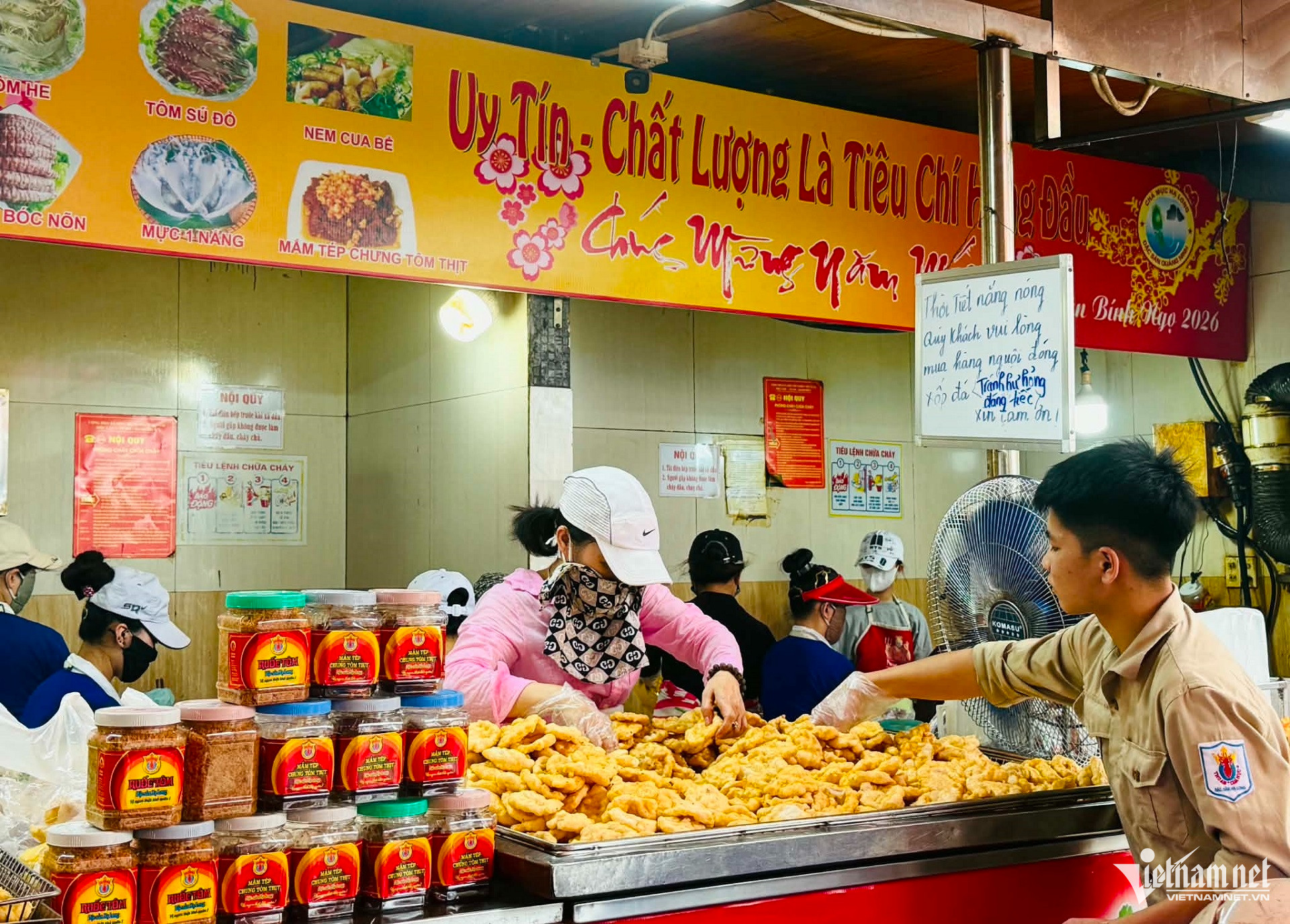 W-Nguoi nop thue.jpg