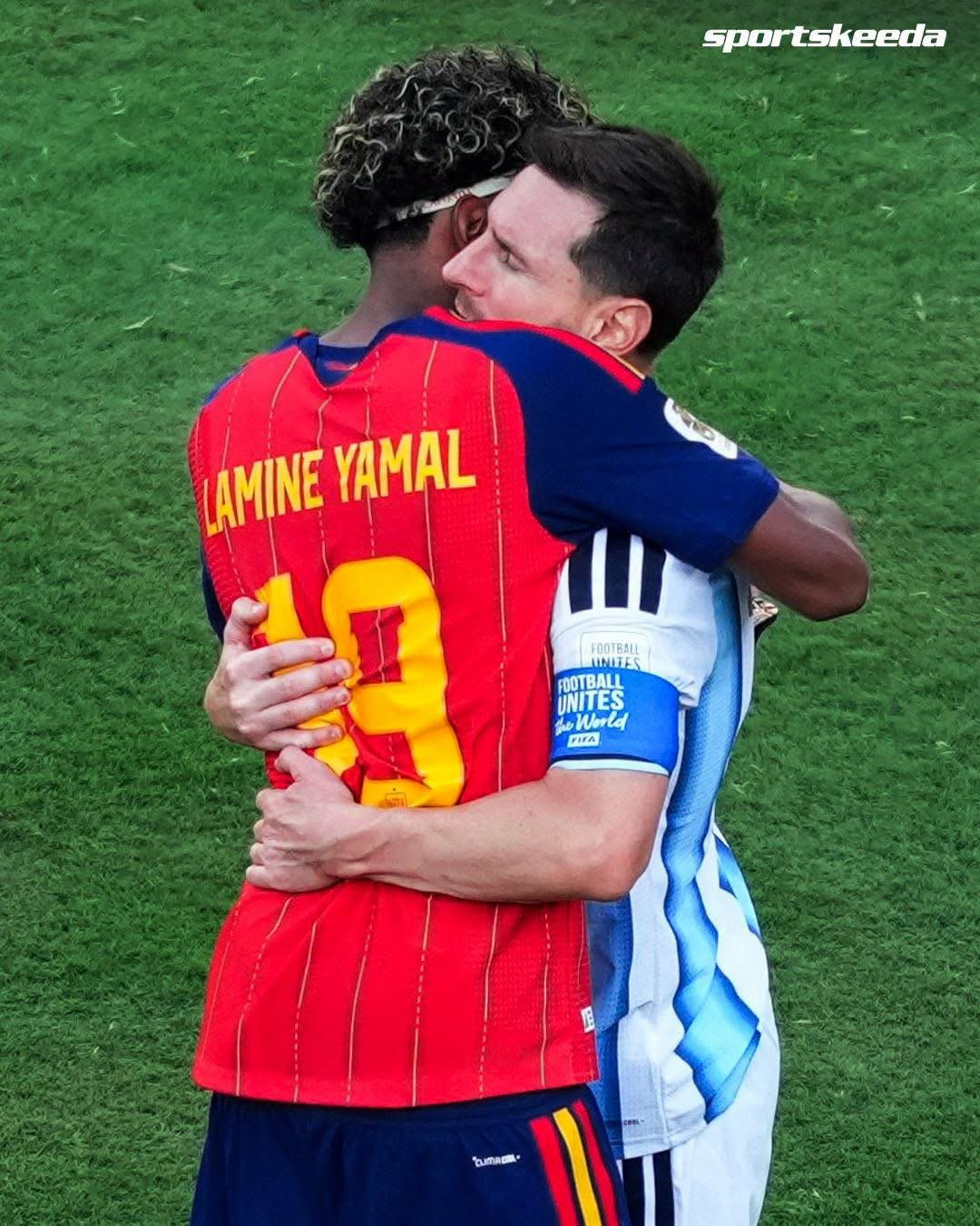 https://static-images.vnncdn.net/vps_images_publish/000001/000003/2026/7/20/yamal-vs-messi-2-636.jpeg