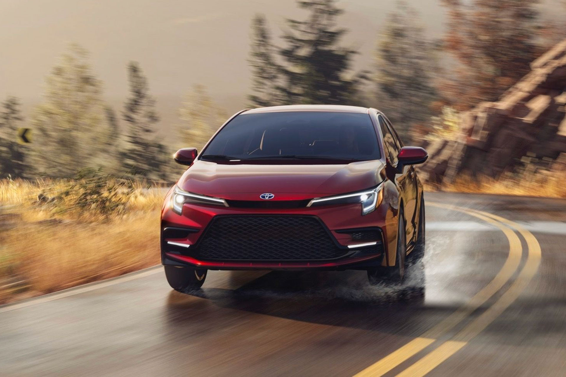 2025 toyota corolla hybrid_100943290.jpg