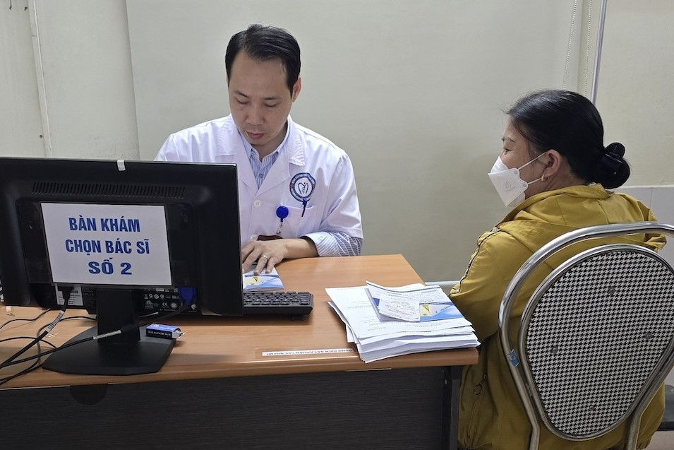 Bác sĩ chỉ ra nghịch lý nhịn cơm, ăn ít đạm nhưng đường huyết, mỡ máu vẫn cao