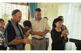 CON LAI VOI THOI GIAN9.JPG