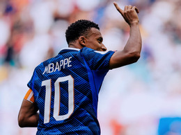 Mbappe Phap Anh.jpg