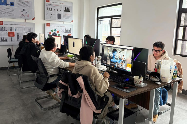 Ngành công nghiệp 14 tỷ USD rung chuyển vì trí tuệ nhân tạo
