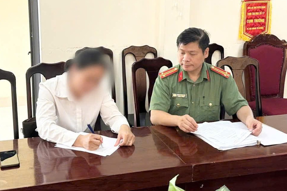 Người phụ nữ bị xử phạt vì đăng tin sai sự thật về kỳ thi THPT ở Tuyên Quang