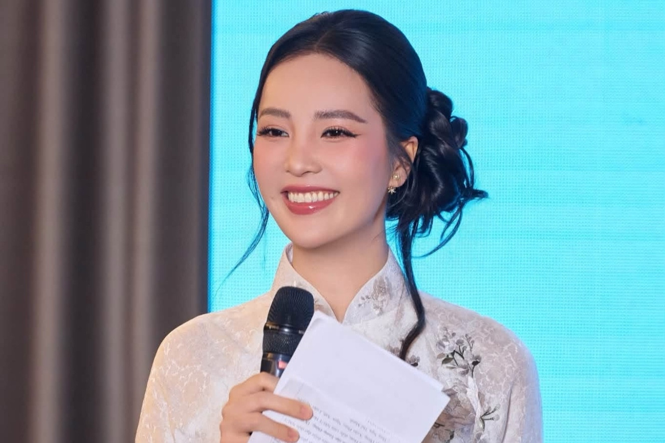 Tăng Thanh Hà lộ diện giữa ồn ào, MC Thuỵ Vân lên tiếng về tin đồn nghỉ VTV