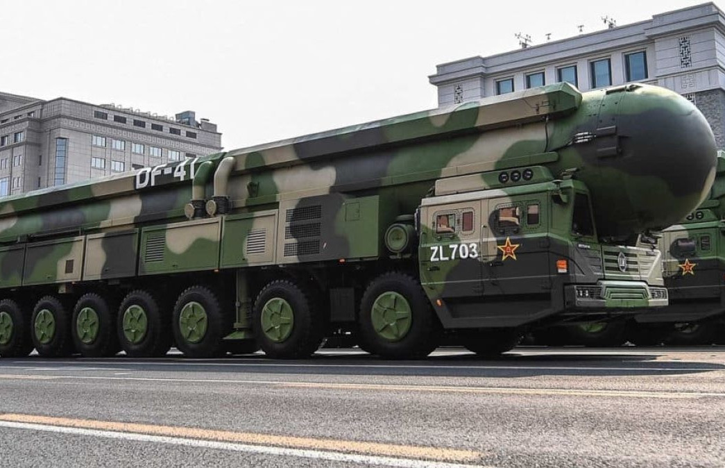 Tên lửa DF-41 tốc độ Mach 25, tầm bắn 15000km, khiến phòng không đứng hình