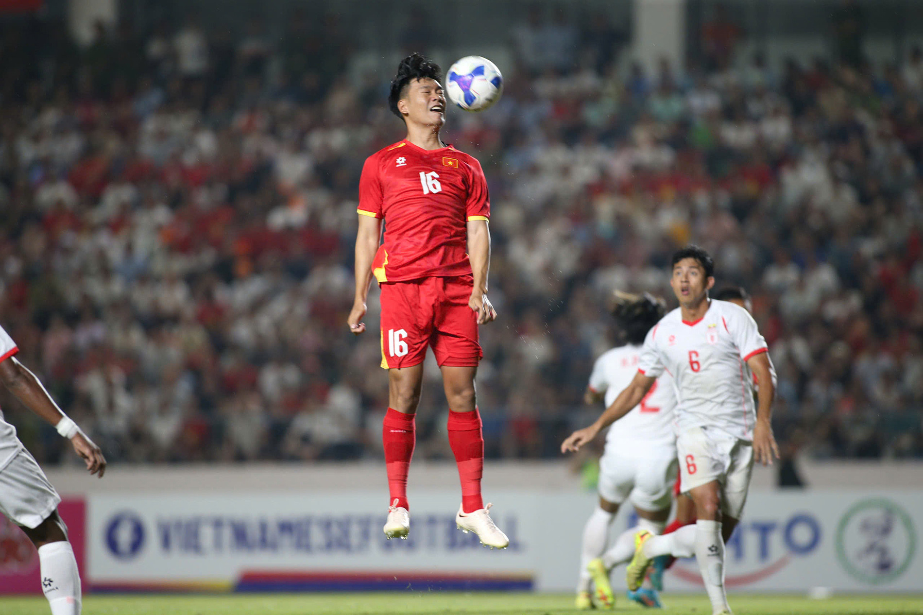 thanh chung.jpg