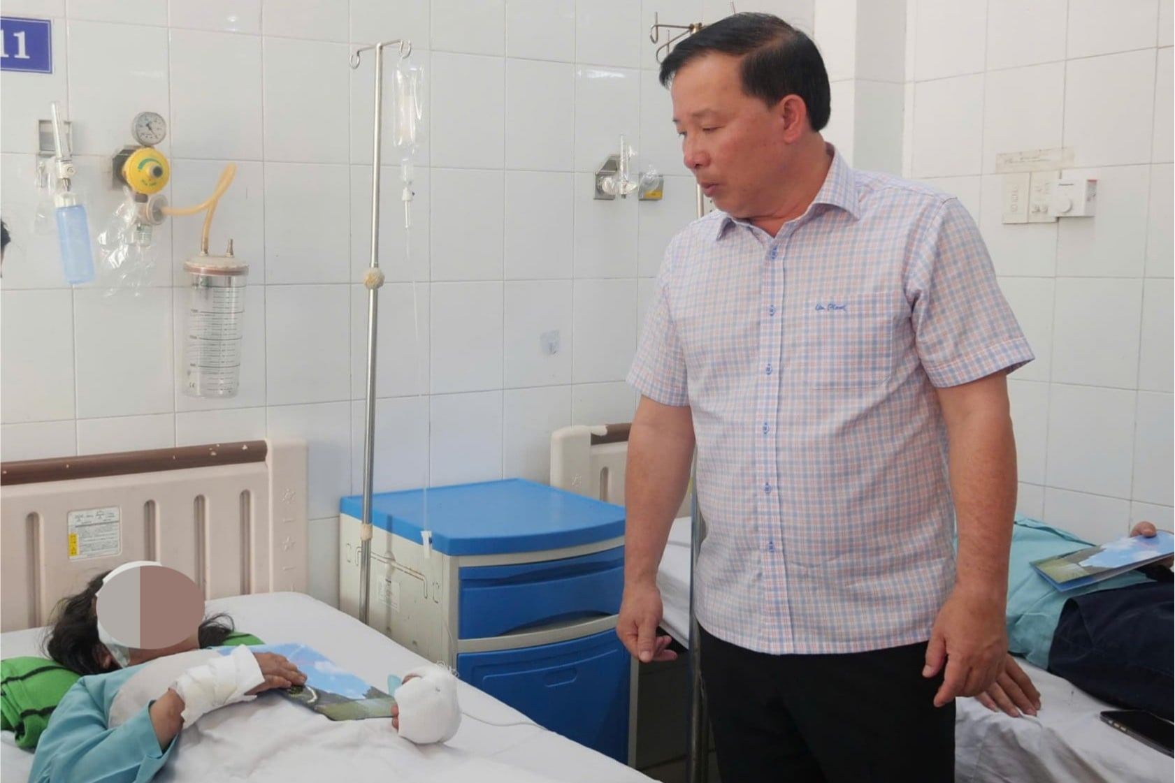 Vụ cháy xe khách 7 người tử vong: Vợ chồng bị bỏng, 2 con nhỏ chuyển viện TPHCM