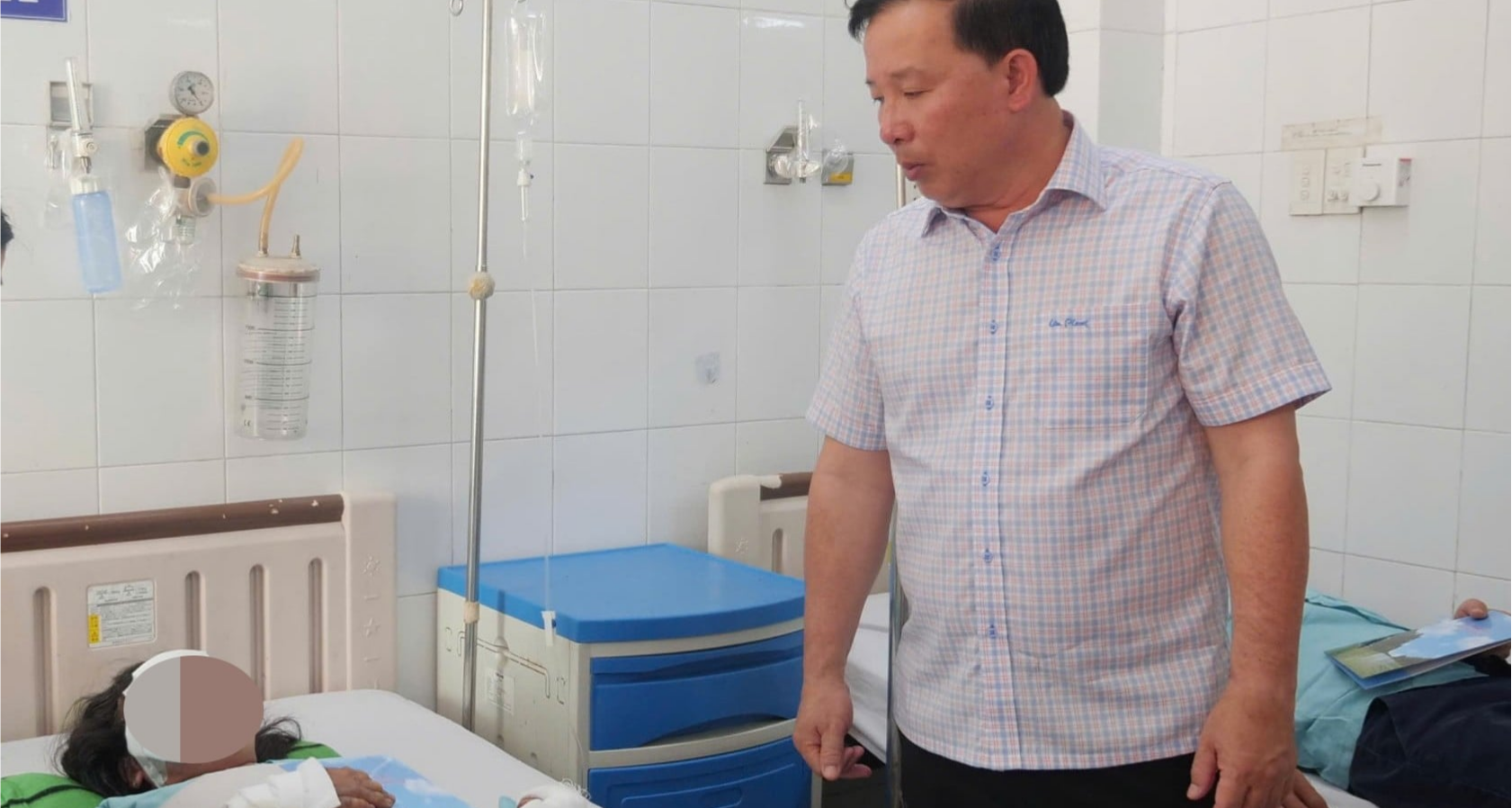 Vụ cháy xe khách 7 người tử vong: Vợ chồng bị bỏng, 2 con nhỏ chuyển viện TPHCM