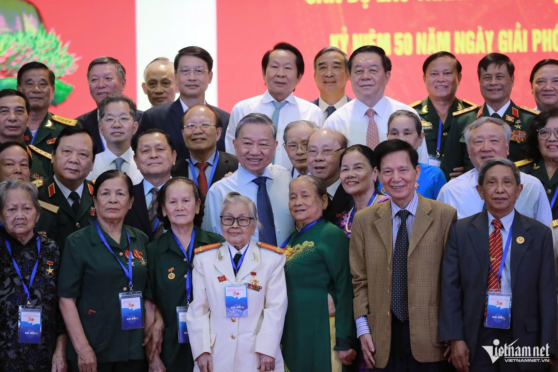 W-anh 444444.jpg