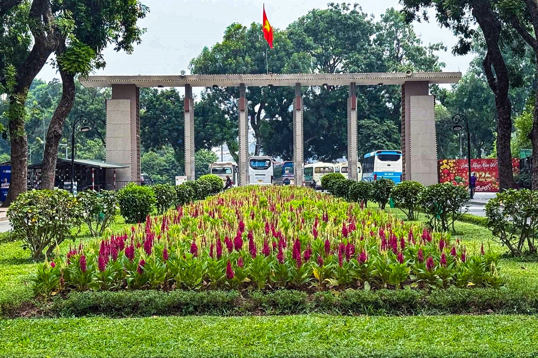 Hiện trạng cổng công viên Thống Nhất ở Hà Nội chuẩn bị 'lột xác'