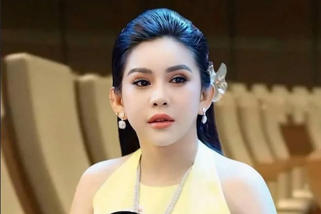 Nghệ sĩ Bình Tinh ’cầu cứu’ công an vì bị xúc phạm, vu khống trên mạng