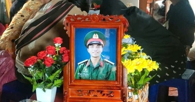 Quân nhân 20 tuổi hy sinh tính mạng cứu hai người bị điện giật