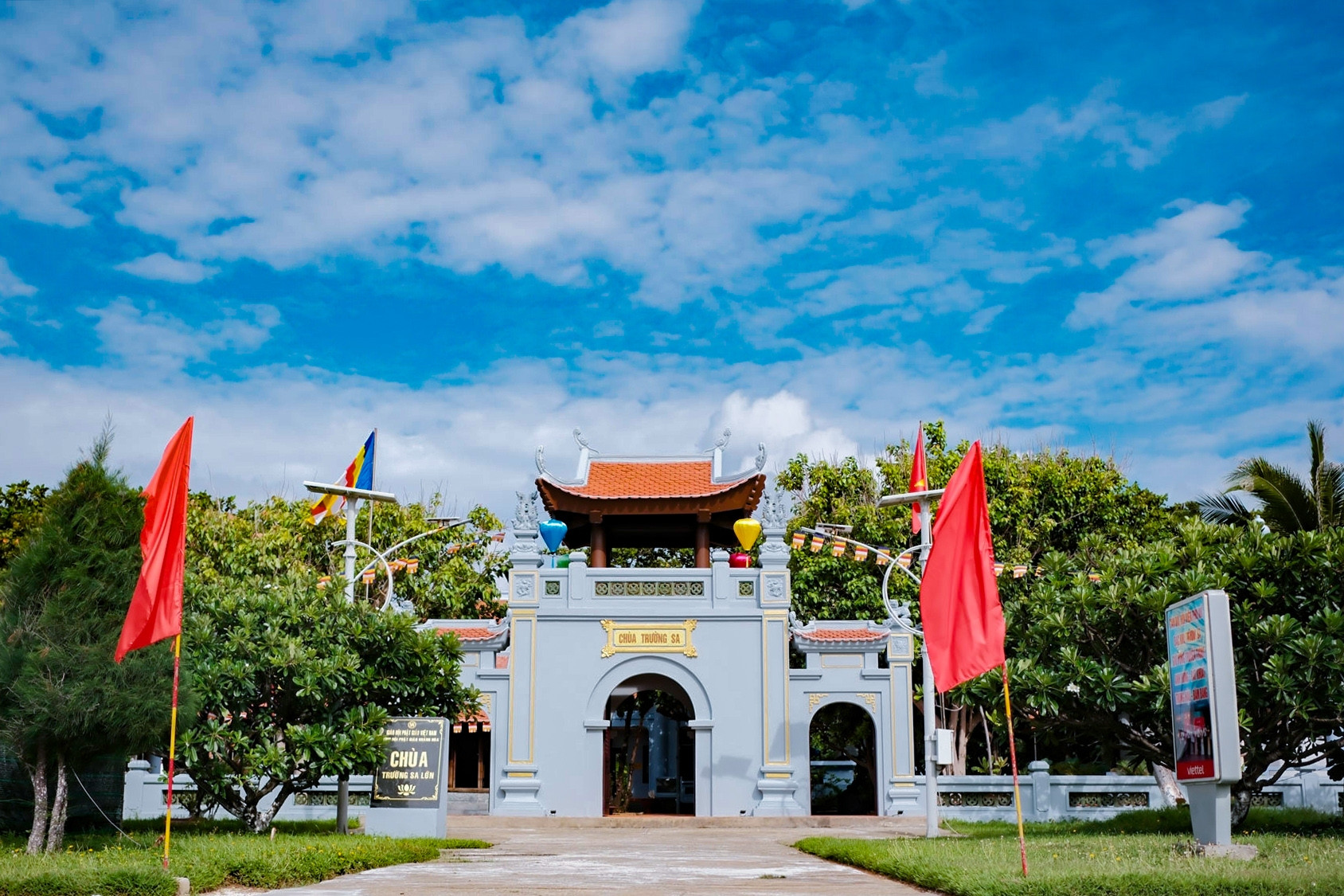 Tiếng chuông neo giữ lòng người giữa Trường Sa