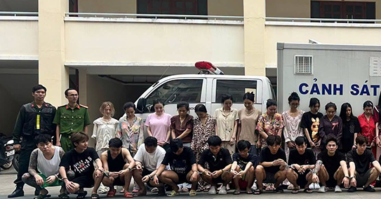 Từ mắt xích cặp vợ chồng có biệt danh &amp;apos;Ba Giá&amp;apos;, bóc gỡ đường dây buôn ma tuý xuyên quốc gia