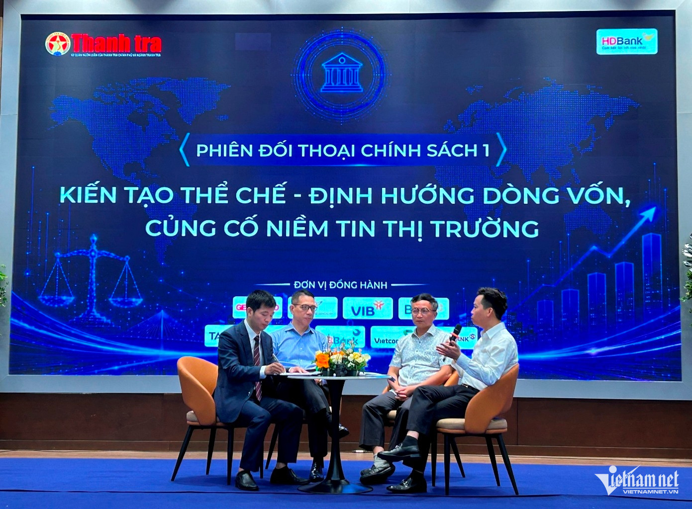 W-von bat dong san.jpg