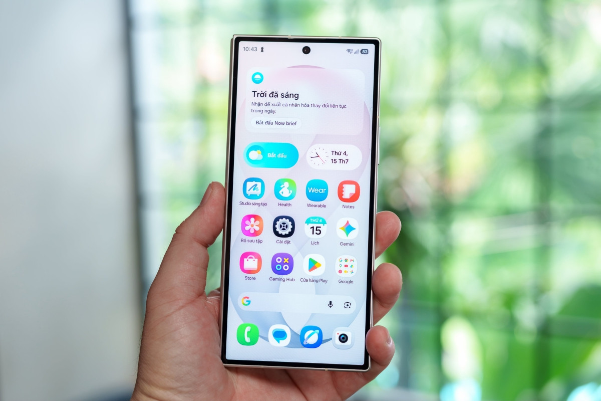 صور حقيقية لهواتف Galaxy Z Fold 8 Ultra و Z Fold 8 و Z Flip 8 في فيتنام. 7 Zfoldu4.JPG