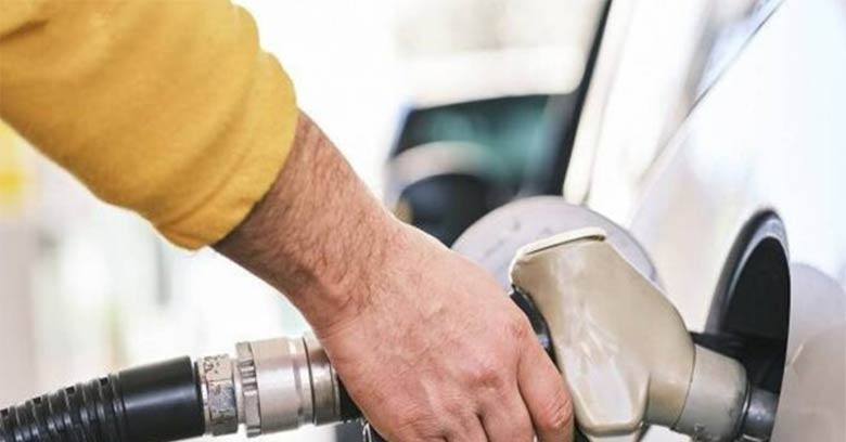Giá xăng E10 tăng gần 1.000 đồng/lít, có loại dầu tăng hơn 2.400 đồng/lít