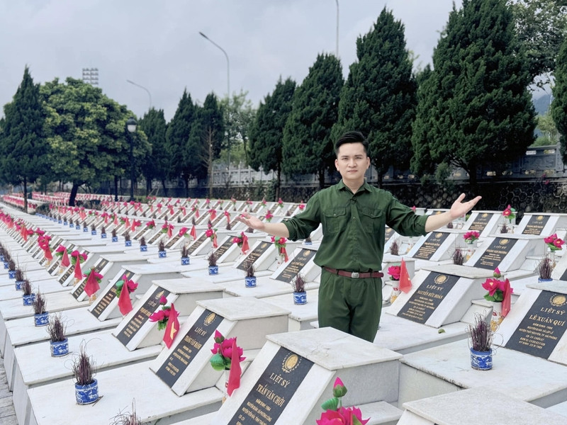 MC Hanh Phuc.jpg