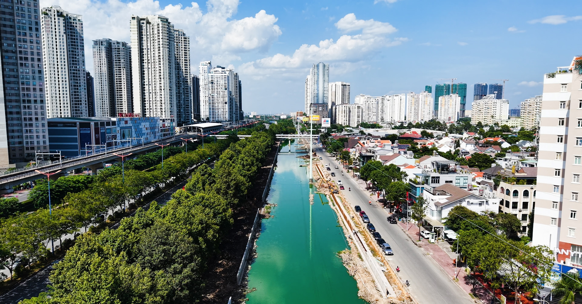 Người dân phấn khởi vì rạch ngập rác ở TPHCM dần hồi sinh