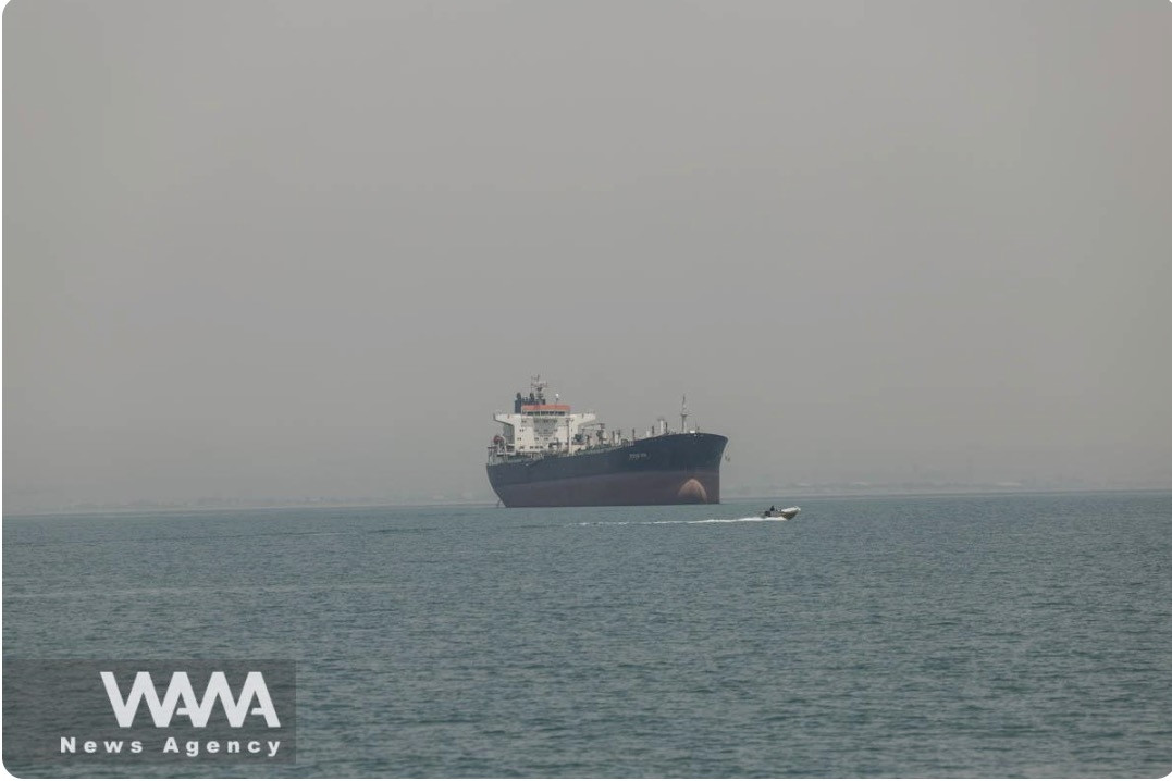 Nhóm Houthi tấn công 2 tàu chở dầu của Ảrập Xêút