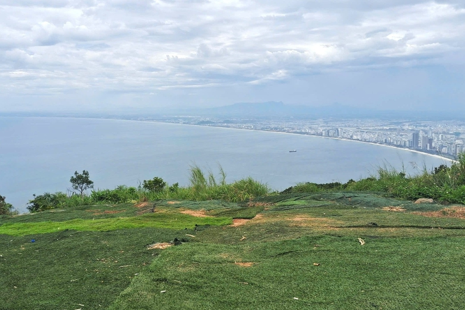 Sau tai nạn khiến du khách tử vong, Đà Nẵng chưa mở lại dịch vụ dù lượn
