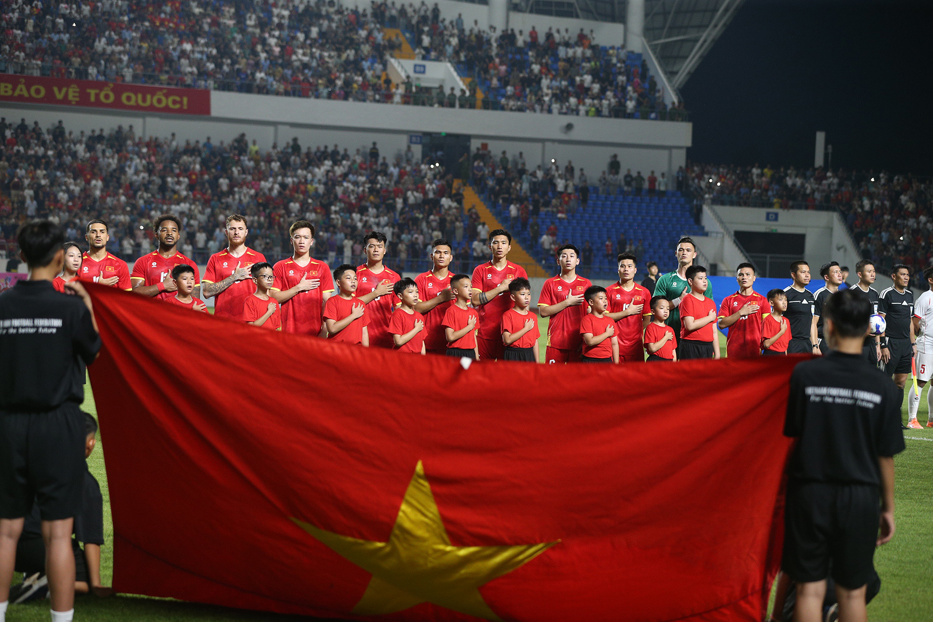 tuyen viet nam 1.JPG