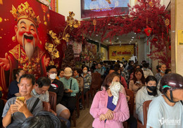 W-ban vang a.jpg