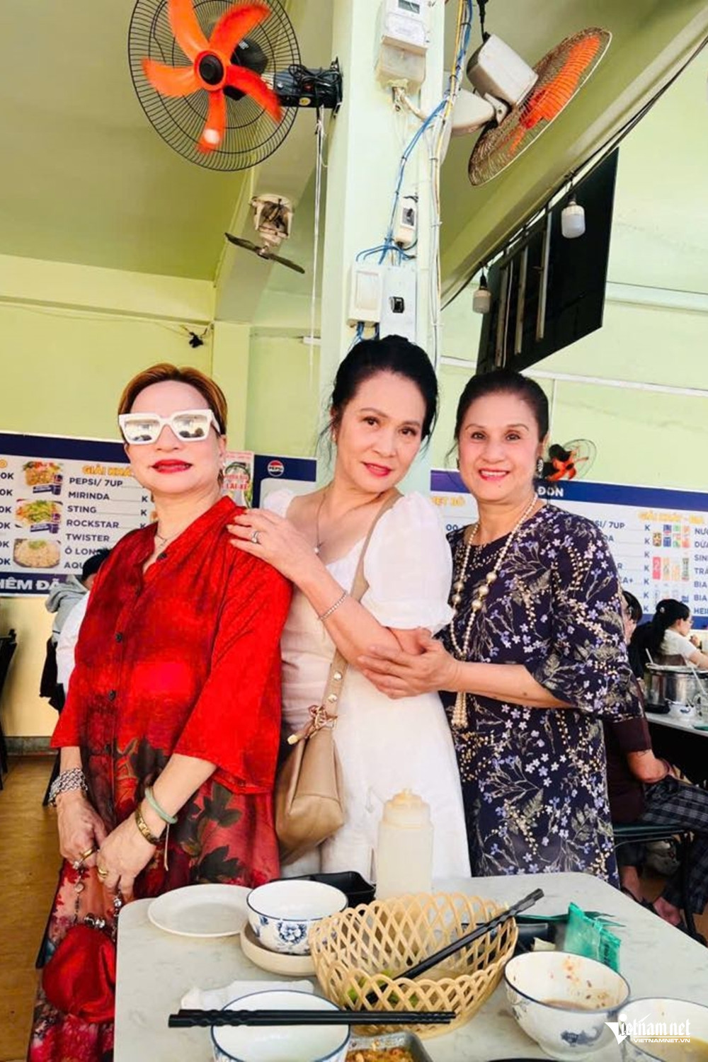 https://static-images.vnncdn.net/vps_images_publish/000001/000003/2026/7/23/w-thai-chau-021-2107.jpg