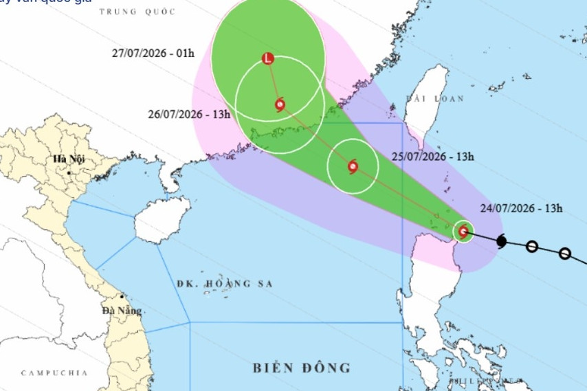 Bão Noul tiếp tục mạnh thêm, dự báo vào Biển Đông đêm nay