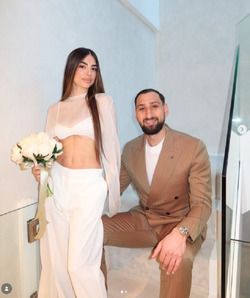 Donnarumma cuoi vo.jpg