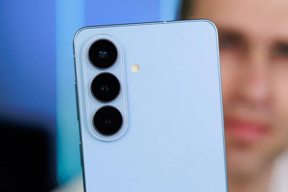 Galaxy S27 có thể gây sốc với thay đổi lớn về camera