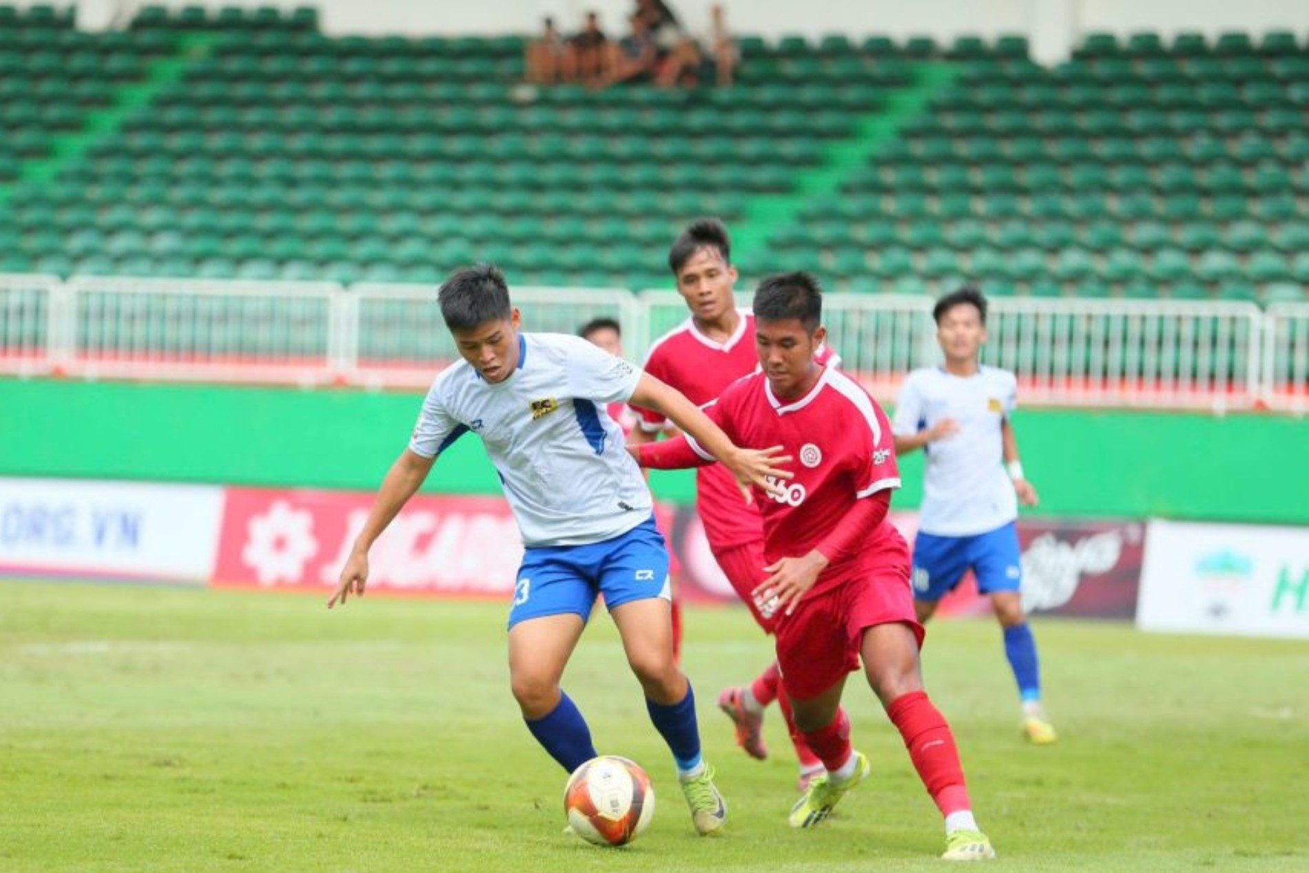 Huế và SHB Đà Nẵng tạo sốc ở tứ kết U17 quốc gia