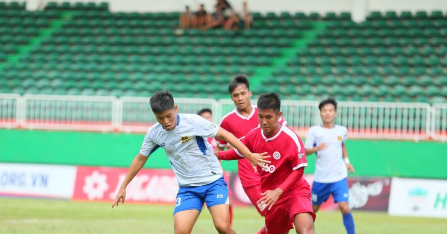 Huế và SHB Đà Nẵng tạo sốc ở tứ kết U17 quốc gia