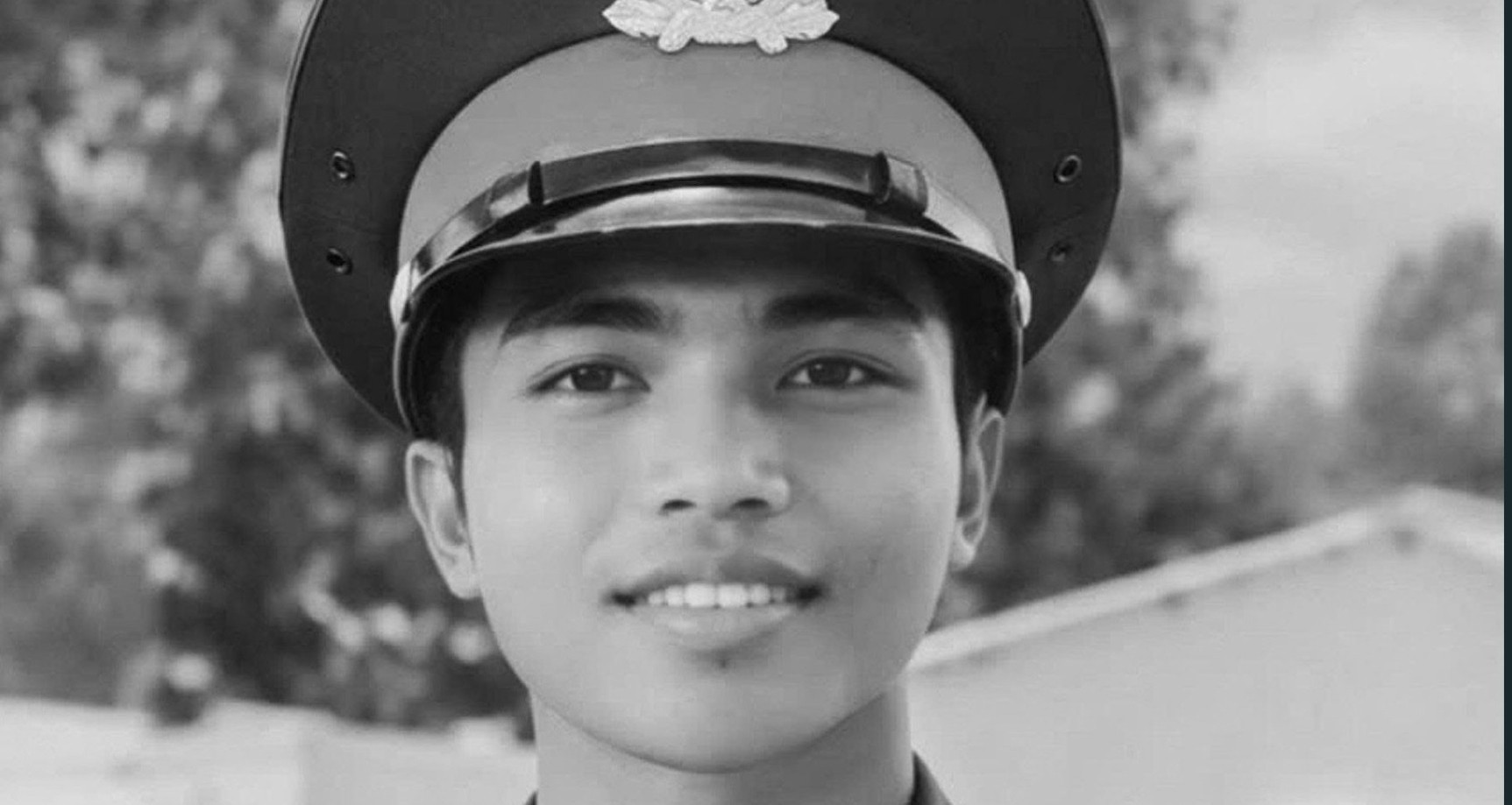 Truy tặng bằng khen cho thượng sĩ hy sinh khi cứu 2 người bị điện giật