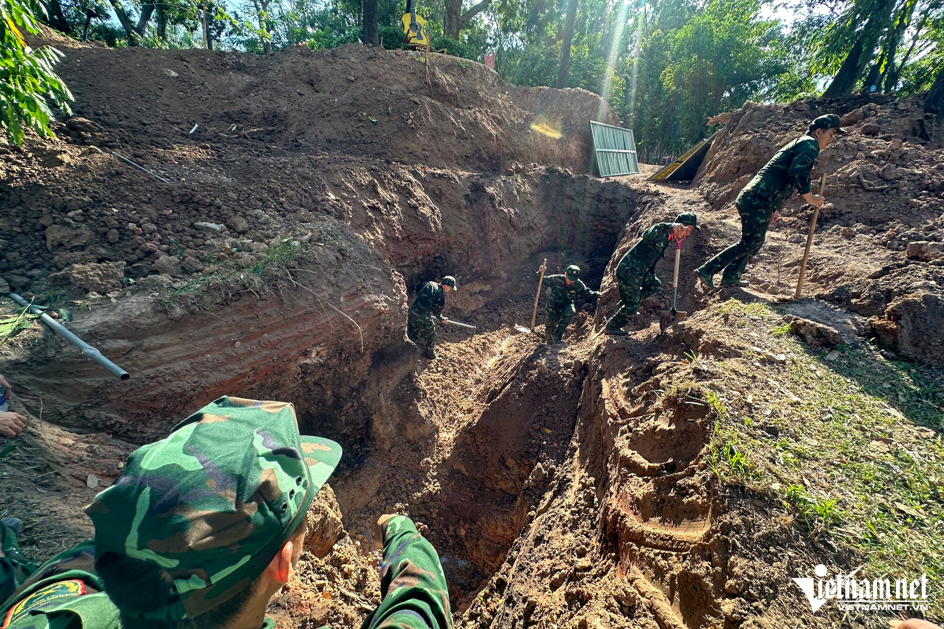W-cv lê thị riêng   Nguyễn Huế 6.jpg