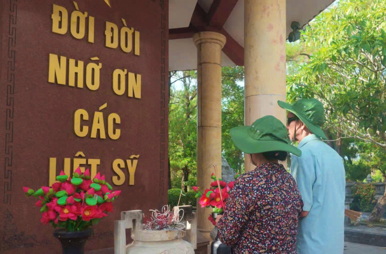 https://static-images.vnncdn.net/vps_images_publish/000001/000003/2026/7/25/cuu-chien-binh-22-2070.jpg